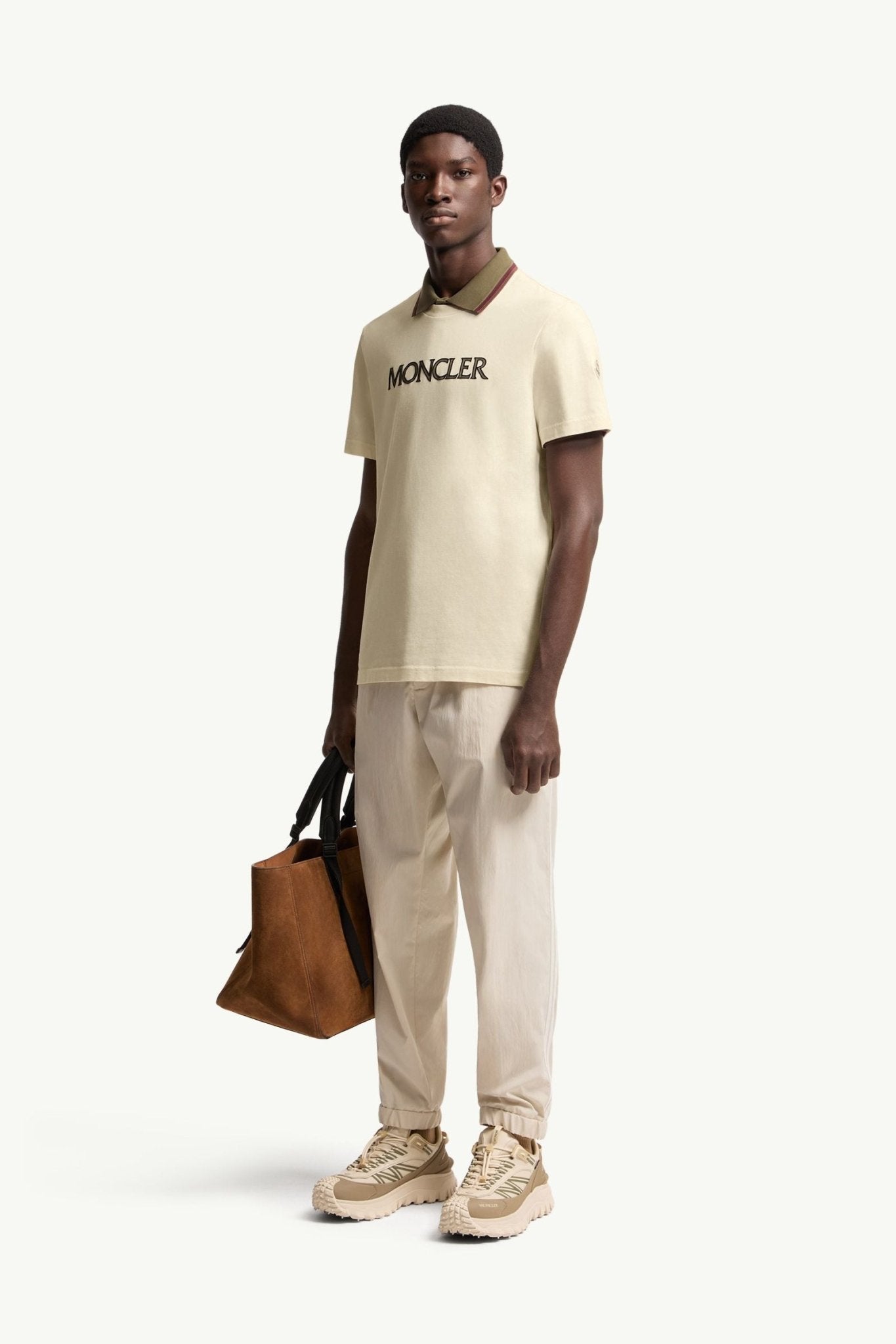 MONCLER - T-shirt en Coton à Imprimé Logo Écru