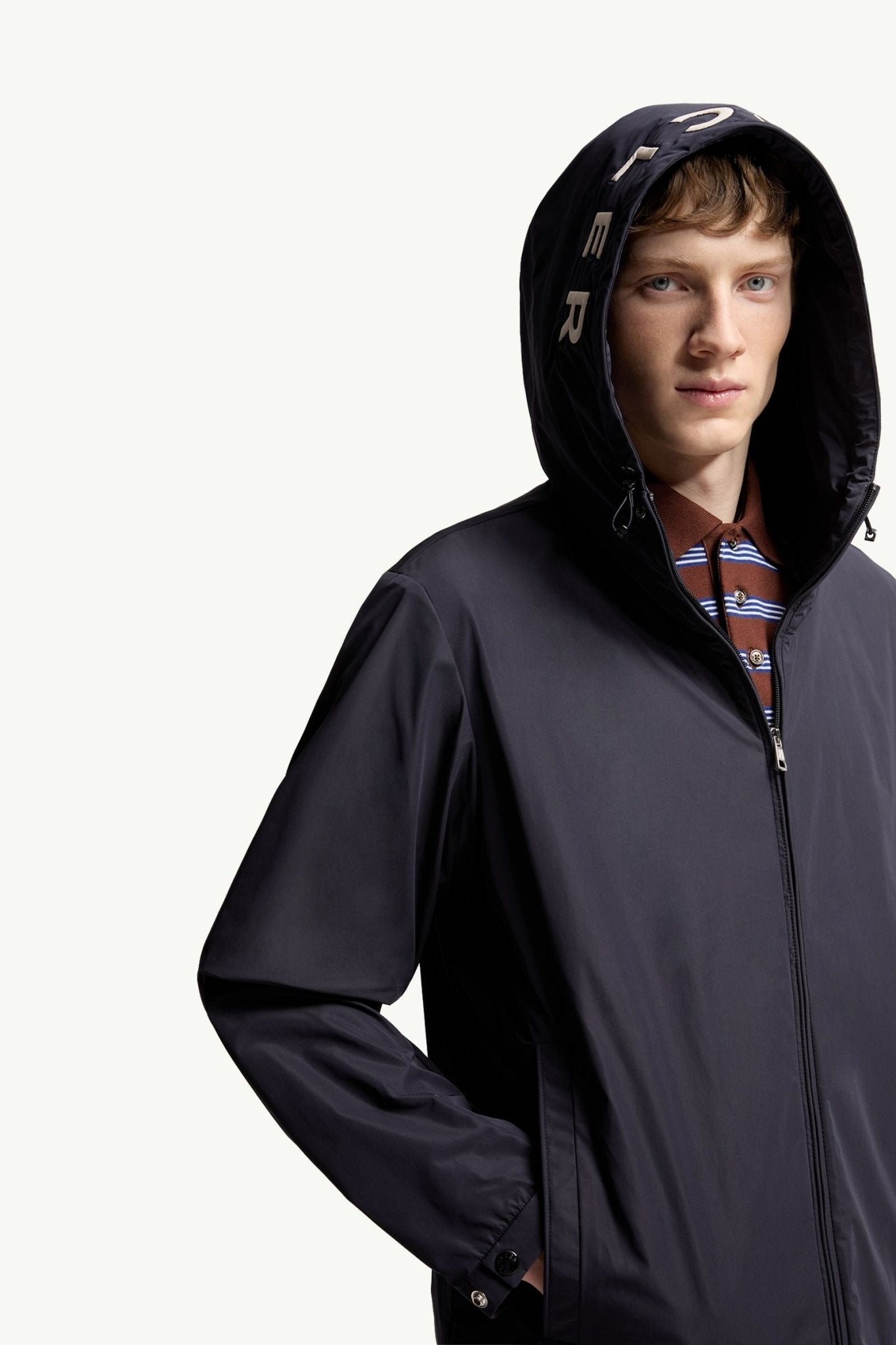 MONCLER - Veste Sassiere à Capuche Bleu foncé